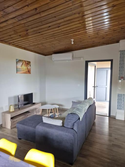 Appartement Ocean Esparon Petite-Ile Exterior photo