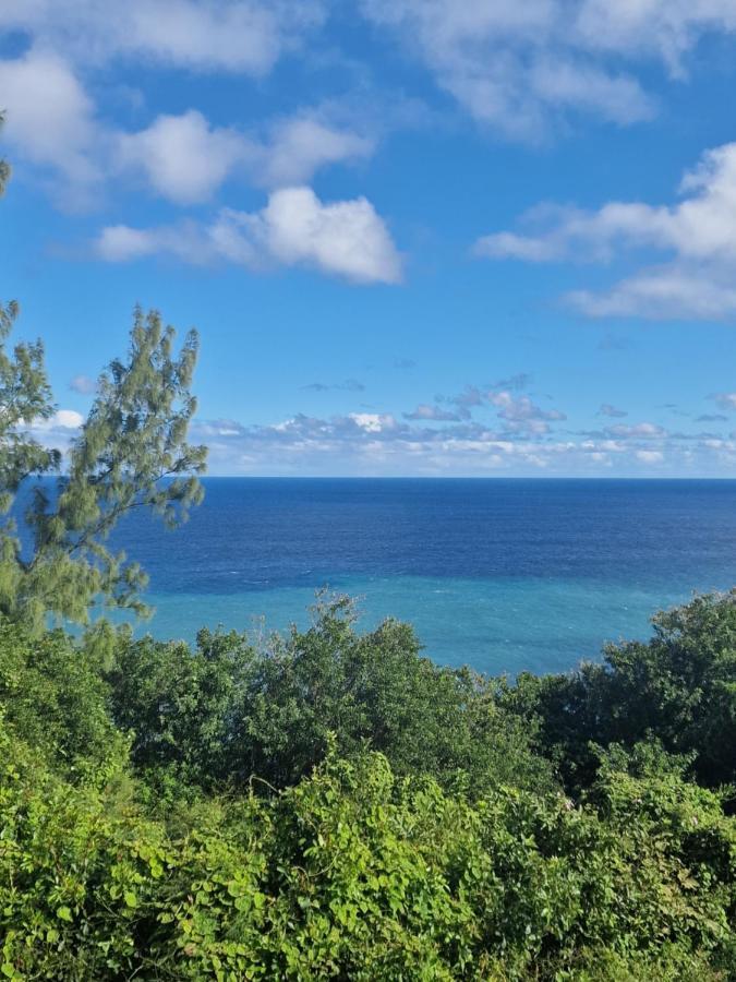 Appartement Ocean Esparon Petite-Ile Exterior photo